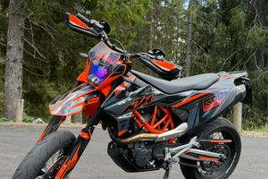 Ktm 690 smc-r A2