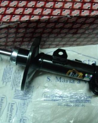 Ammortizzatori ant. toyota corolla t.t. 4851002110