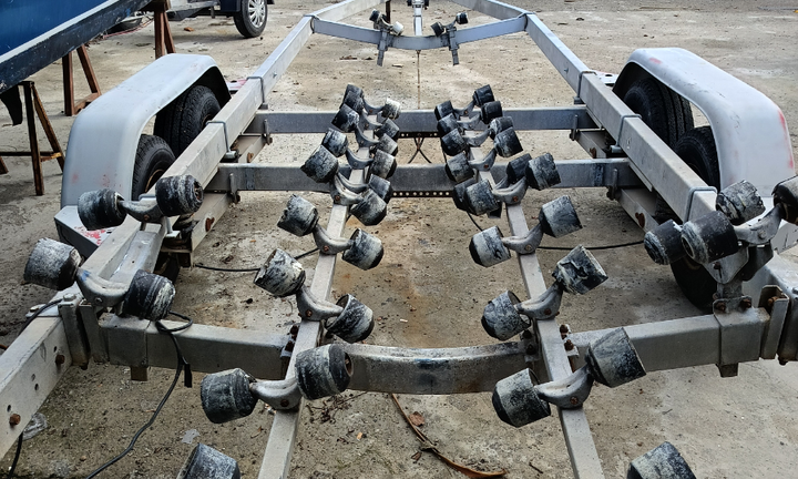 Carrello doppio asse