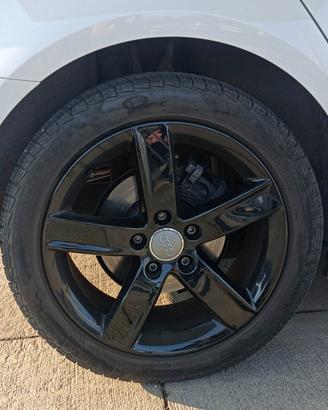 Cerchi e gomme 4 stagioni Audi 225 45 17