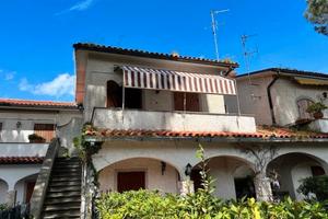 Appartamento salto di fondi sul mare