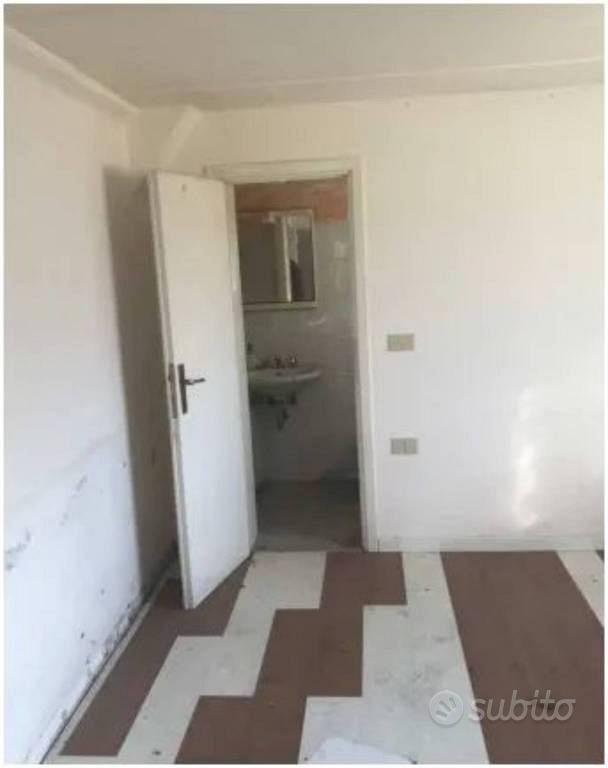 Immobile in asta di 1988 m² a Pesaro - Vista 4