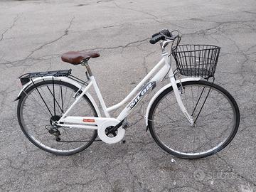 Bicicletta da donna a marce tipo Olanda