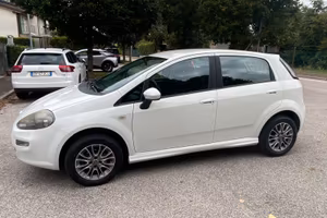 Fiat Punto 1.4, 5 porte Natural Power Lounge