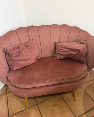 Set salotto vendibile anche separatamente