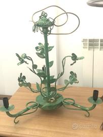 Lampadario in ferro battuto