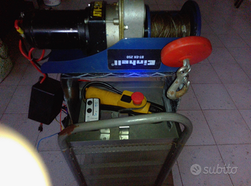 Paranco elettrico 12 Volta 500 Kg. Telecomando