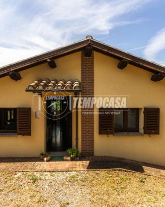 SOLUZIONE INDIPENDENTE COMPLETAMENTE RISTRUTTURATA