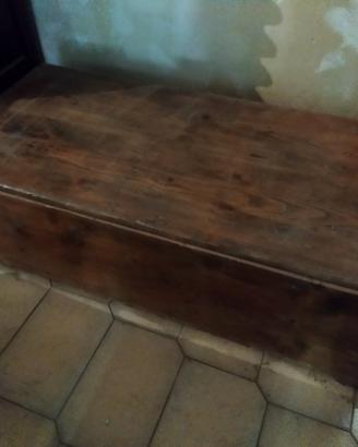Cassa, baule in legno antiquariato arte povera