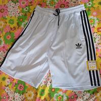 pantaloncini adidas 