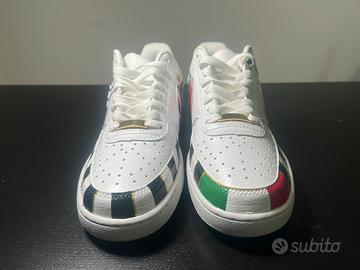 Sneakers personalizzate dipinte a mano
