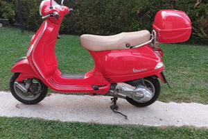 Vespa 125LX