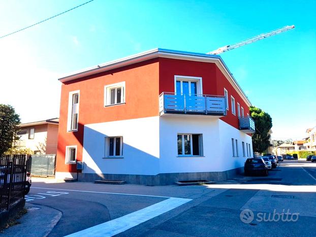 Centro, ampio ultimo piano con terrazzo