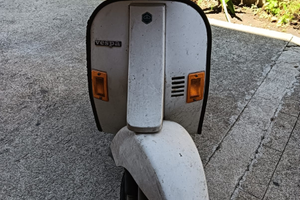 Vespa v Del 1990