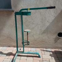 Tappatrice per tappi bottiglie 