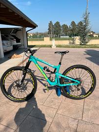 SANTA CRUZ NOMAD