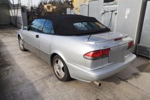 Saab 900 