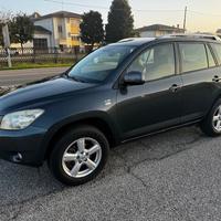 Toyota RAV 4 2.2 D-4D 136 CV Luxury