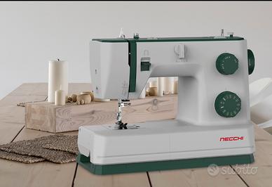 Macchina da cucire Necchi
