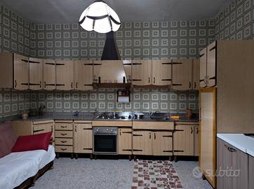 Cucina medioevale 5 metri Top in vero granito