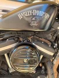 Harley-Davidson 883 IRON