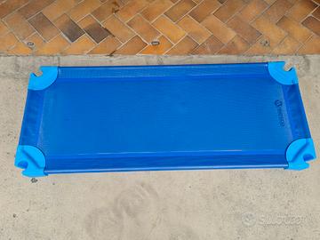 Lettino per bambini stile asilo nido