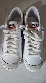 SCARPE NIKE EUR 35.5 NUOVE