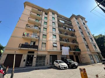 4 LOCALI A GENOVA