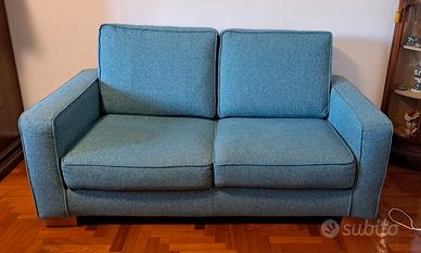 Divano a due posti  (prezzo trattabile)