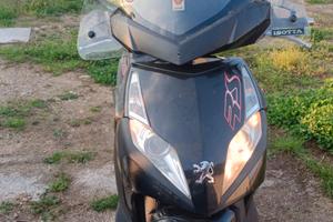 Scooter 300 marciante e revisionato 