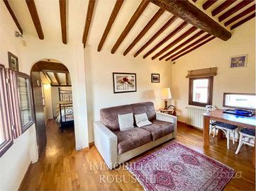 Attico / Mansarda di 50 m² con 2 locali a Firenze