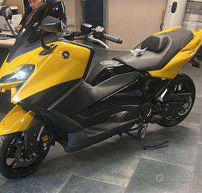 Tmax 560
