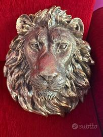 Monumento murales testa di Leone” d’orato”