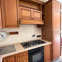 Cucina ad angolo in Legno Floritelli