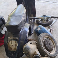 Vespa et3 Completa di tutto uso ricambi