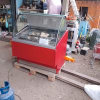 Vetrina frigo per gelati