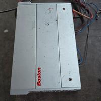 BOSTO GT-22 Amplificatore