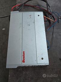 BOSTO GT-22 Amplificatore
