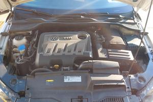 auto tenuta maniacalmente 