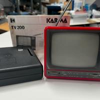 tv portatile vintage bianco nero