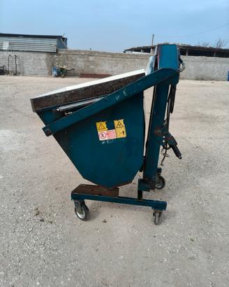 Muletto per uva con vasca da 6 quintali