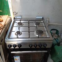 piano cottura con forno 