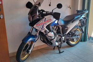 Honda Transalp 700 del 2010