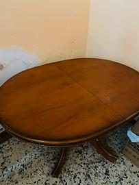 Tavolo rotondo in legno