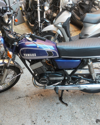 Yamaha RD 350 ASI targa oro