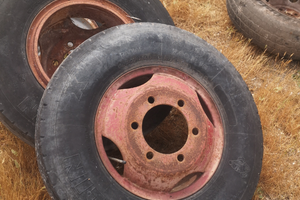 Cerchi e gomme per OM 40 55 65 75