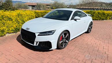 Audi TTRS MK3 coupe quattro S tronic