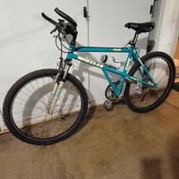 bici MTB cerchi 26 telaio taglia s/m