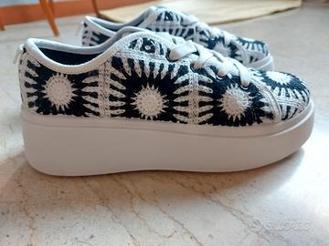 Scarpe per donna in tessuto molto carine misura 39