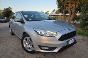 Ford Focus Berlina